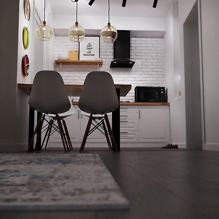 Green Studio Apartment Tashkent Luaran gambar